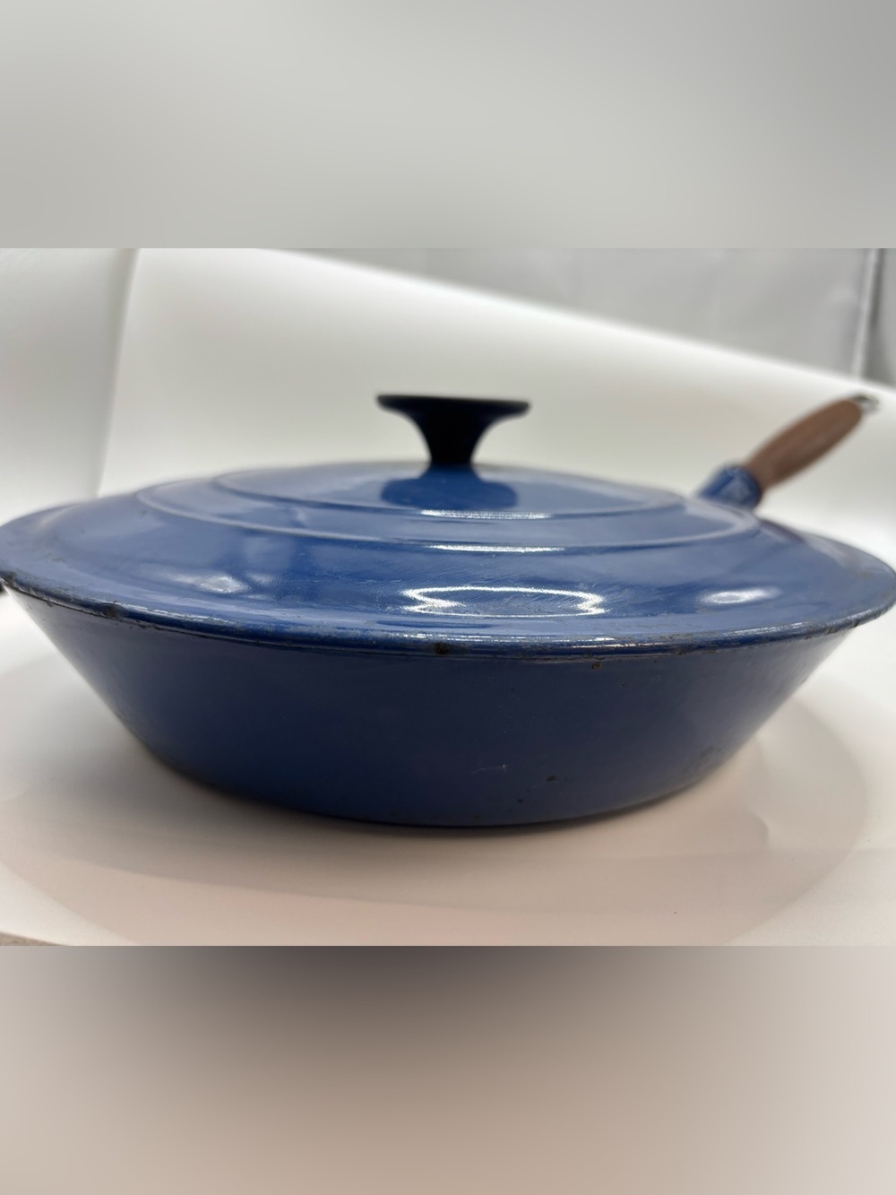 Le CREUSET #23 France Blue Enamel Cast Iron Skillet Pan Wood Handle Rare W Lid